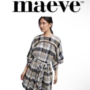 NWOT But Has Tagged Extra buttons Maeve from Anthropologie 
Kimonotunic dress